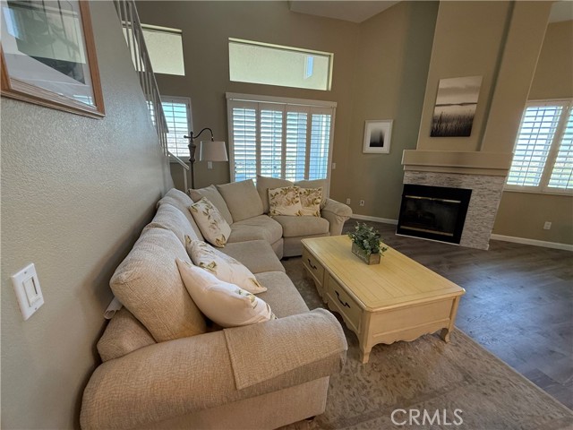 Detail Gallery Image 5 of 27 For 7863 E Viewrim, Anaheim Hills,  CA 92808 - 2 Beds | 2 Baths