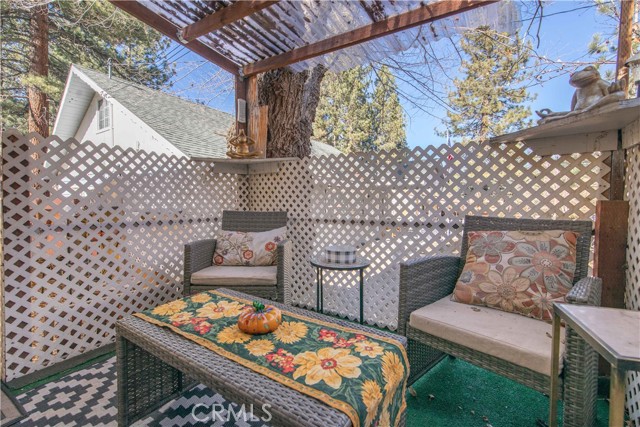 Detail Gallery Image 9 of 24 For 410 Oriole, Big Bear Lake,  CA 92315 - 3 Beds | 2 Baths