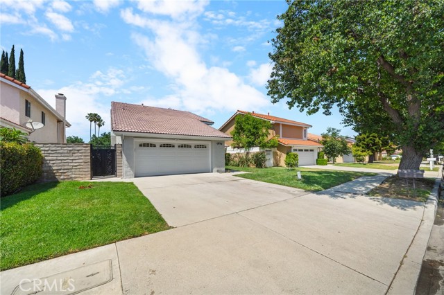 19735 Blythe Street, Winnetka CA: https://media.crmls.org/medias/89401b1a-74a7-453b-98ef-499226bdc972.jpg