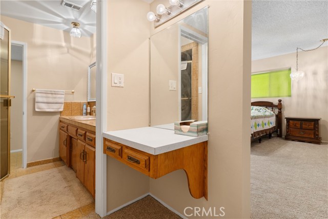 3419 Crest Drive, Bakersfield CA: https://media.crmls.org/medias/894025fe-be41-4445-8bc4-424730c2475b.jpg