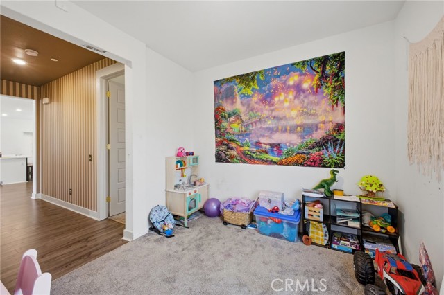 Image 39 of 75 For 26459 Wreath Court