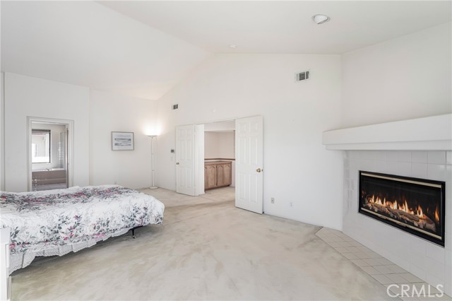 Image 20 of 47 For 2473 Hawkwood Drive
