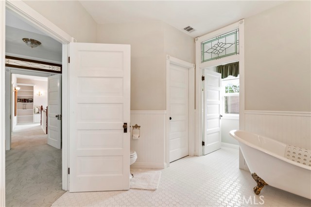 Detail Gallery Image 58 of 70 For 27601 Cedarwood Drive, Lake Arrowhead,  CA 92352 - 4 Beds | 3 Baths