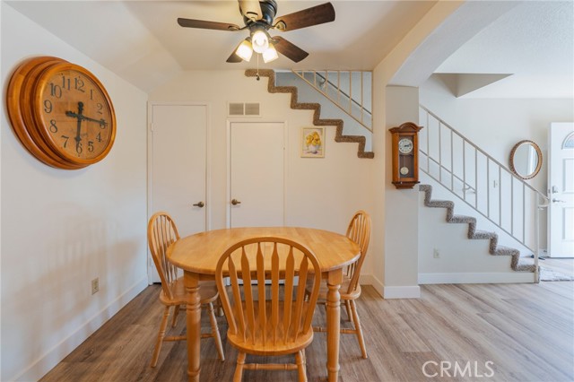 409 Utica Avenue, Huntington Beach CA: https://media.crmls.org/medias/89414430-f739-49d8-9f3e-28268eedb9eb.jpg