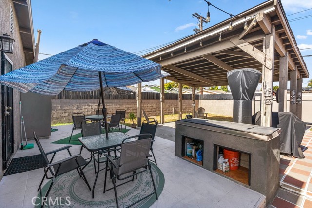 1417 W Gage Avenue, Los Angeles CA: https://media.crmls.org/medias/89419208-c2e3-4d16-837a-d49e4289dcdb.jpg