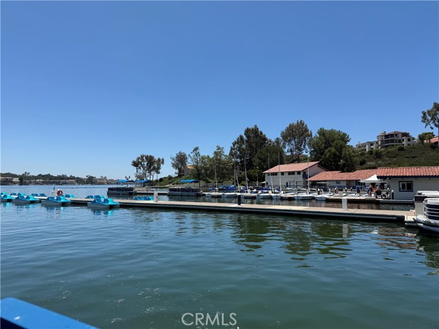 27201 Via Aurora, Mission Viejo CA: https://media.crmls.org/medias/8941d0bb-617e-4796-a734-96d265213783.jpg