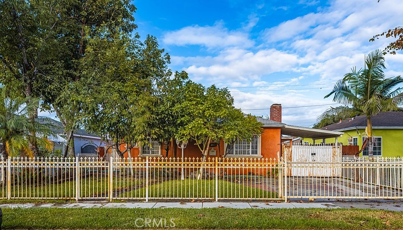 10933 Sampson Avenue