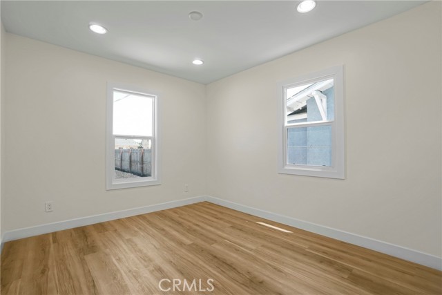 200 N Willow Avenue, Compton CA: https://media.crmls.org/medias/89429155-838f-46f8-9bc1-7e439cb14882.jpg