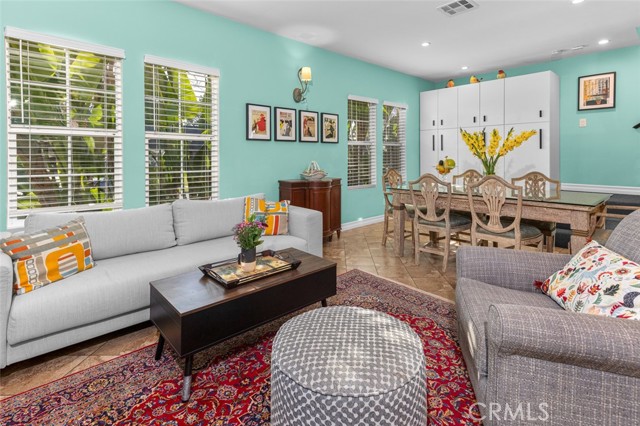 Detail Gallery Image 31 of 57 For 5101 Chateau, Irvine,  CA 92604 - 4 Beds | 3/1 Baths