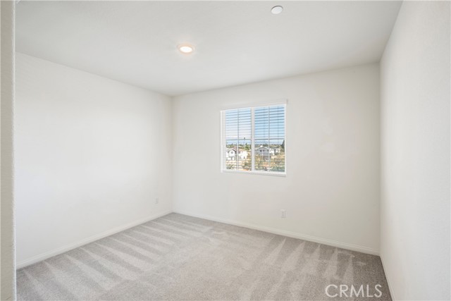 Detail Gallery Image 20 of 41 For 9605 Bonsai Ln, Riverside,  CA 92508 - 5 Beds | 3 Baths