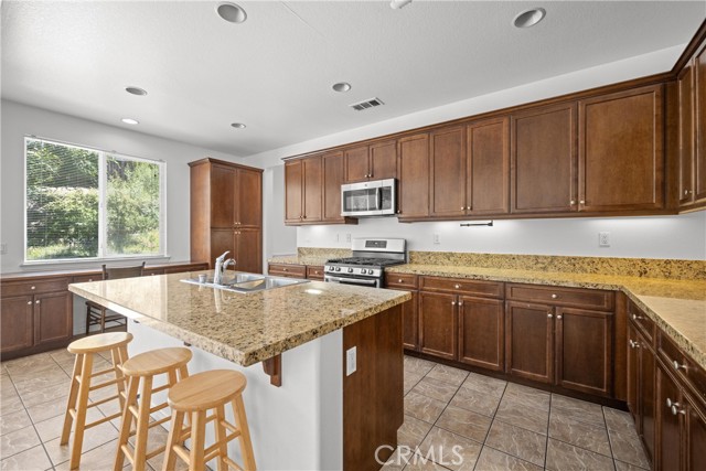 24982 Pine Creek, Corona CA: https://media.crmls.org/medias/89439b87-a9f0-4e62-9060-f52f896d942b.jpg