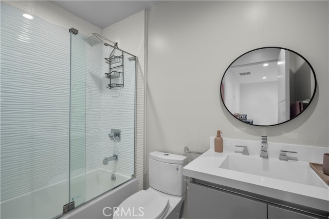 14157 Tiara Street, Sherman Oaks CA: https://media.crmls.org/medias/8943bc17-d296-4b72-9714-2a112d439c7d.jpg