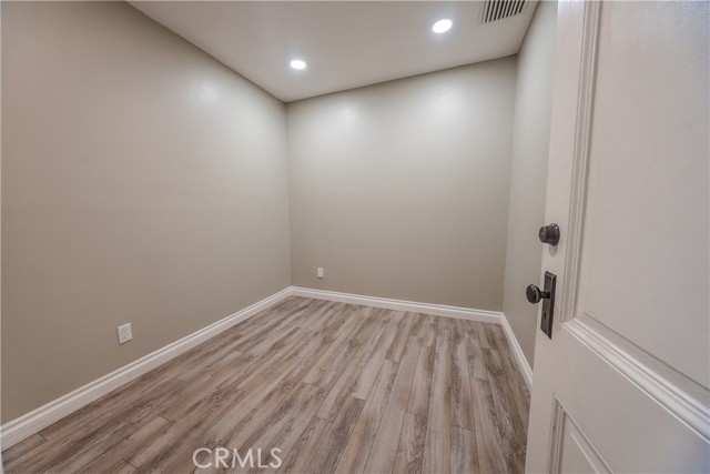 Detail Gallery Image 12 of 41 For 5709 E Beverly Bld, Los Angeles,  CA 90022 - 4 Beds | 2 Baths