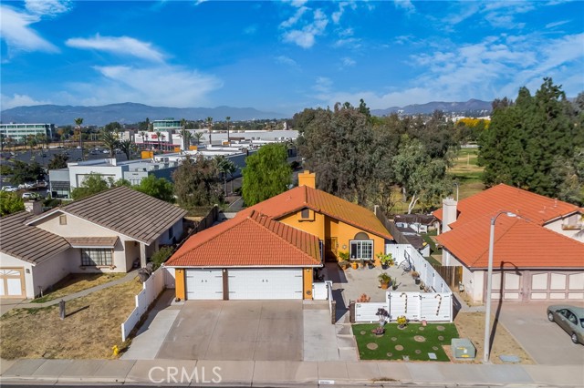 Detail Gallery Image 1 of 30 For 25284 Shadescale Dr, Murrieta,  CA 92563 - 4 Beds | 2 Baths