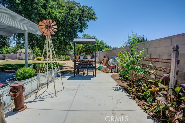 Detail Gallery Image 21 of 49 For 6901 Copper Creek Way, Bakersfield,  CA 93308 - 4 Beds | 3 Baths