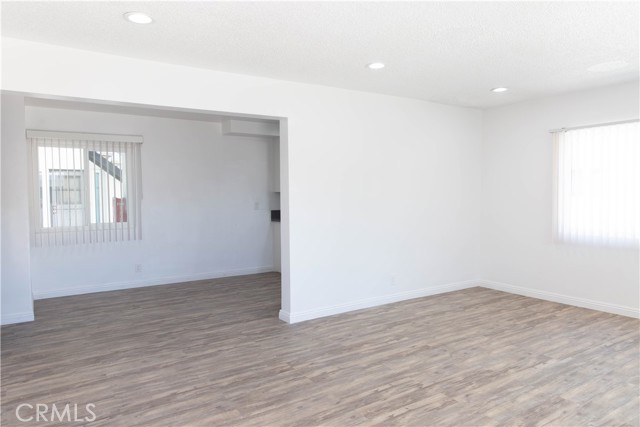 Detail Gallery Image 7 of 10 For 4834 W 118th Pl, Hawthorne,  CA 90250 - – Beds | – Baths