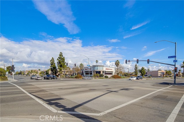 Detail Gallery Image 27 of 46 For 16562 Regina #4,  Huntington Beach,  CA 92649 - 2 Beds | 1 Baths