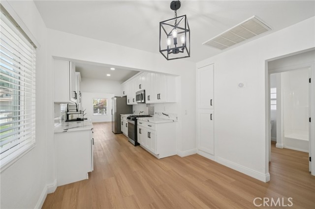 Detail Gallery Image 14 of 40 For 3882 Taft St, Riverside,  CA 92503 - 3 Beds | 2 Baths