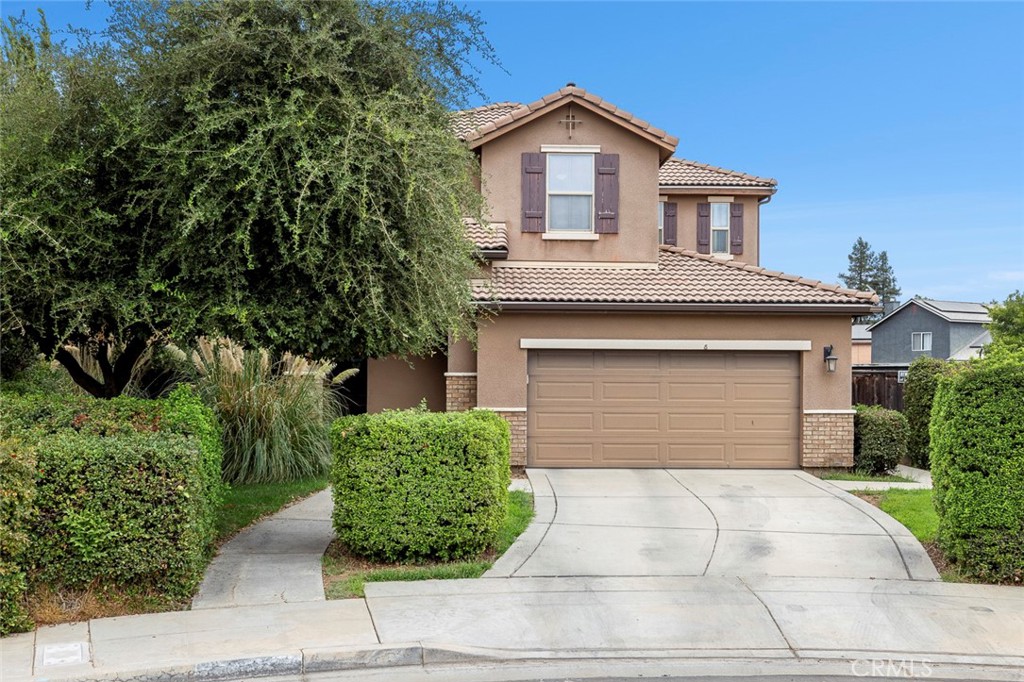 5756 W Swift