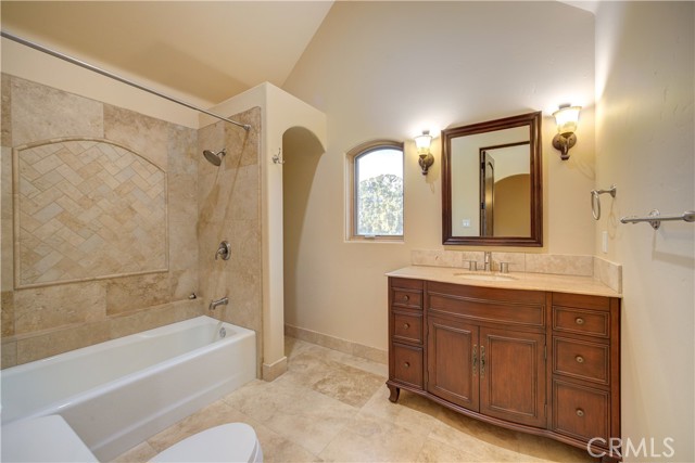 Detail Gallery Image 35 of 64 For 1685 Quiet Oaks Dr, Arroyo Grande,  CA 93420 - 5 Beds | 6 Baths