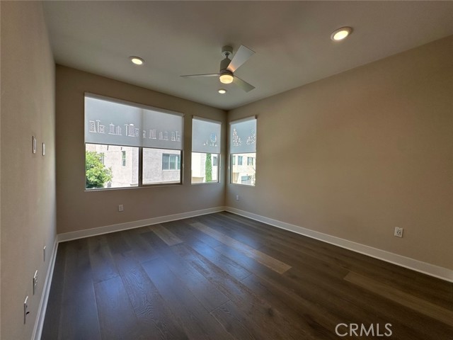 195 Stellar, Irvine CA: https://media.crmls.org/medias/8948a0dc-4663-4404-859b-40b1e2c581a4.jpg