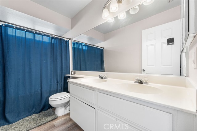 3046 W Avenue J4, Lancaster CA: https://media.crmls.org/medias/89496c73-8e56-4cf7-9e28-07d45314275a.jpg
