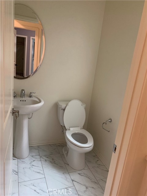 Detail Gallery Image 22 of 27 For 7135 Montecito Ln, Corona,  CA 92880 - 4 Beds | 3/1 Baths