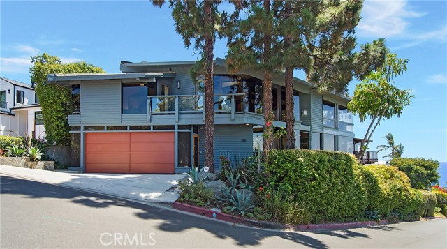 Detail Gallery Image 7 of 52 For 785 Alta Vista, Laguna Beach,  CA 92651 - 3 Beds | 3/1 Baths