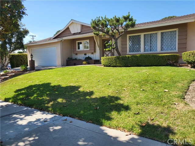 351 Bishop Dr, La Habra, CA 90631