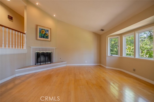 9530 Wheatland Avenue, Shadow Hills CA: https://media.crmls.org/medias/894b922b-32e4-4b27-98d7-6d226161bc36.jpg