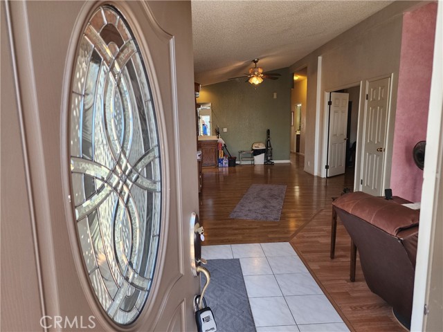 Detail Gallery Image 5 of 15 For 19361 Brookhurst #83,  Huntington Beach,  CA 92646 - 3 Beds | 2 Baths