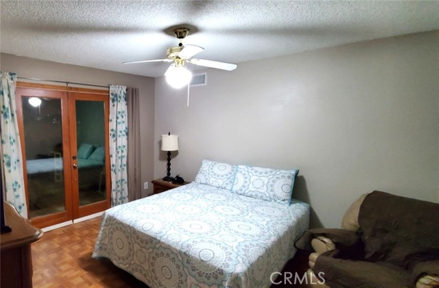 Detail Gallery Image 9 of 20 For 12446 Herrick, Sylmar,  CA 91342 - 6 Beds | 3 Baths