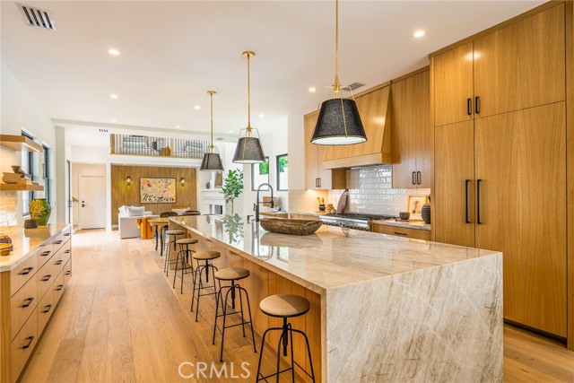 223 Orchid Avenue, Corona del Mar CA: https://media.crmls.org/medias/894ca584-3201-4c44-b340-6fa08577aea1.jpg