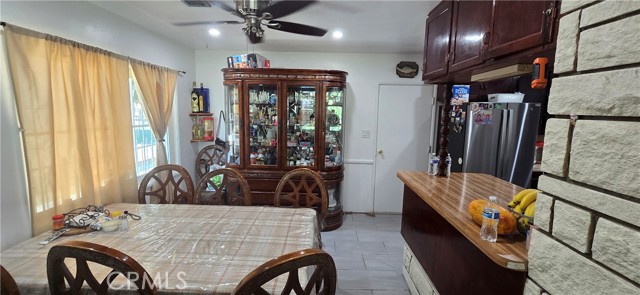 6718 Del Rosa Avenue, San Bernardino CA: https://media.crmls.org/medias/894caea5-91d8-4b77-8158-b31426f29a9f.jpg