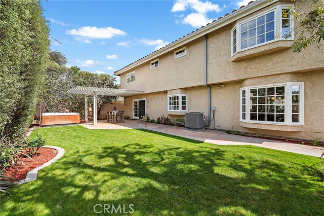 Detail Gallery Image 43 of 67 For 18817 Tomahawk Street, Fountain Valley,  CA 92708 - 5 Beds | 3 Baths