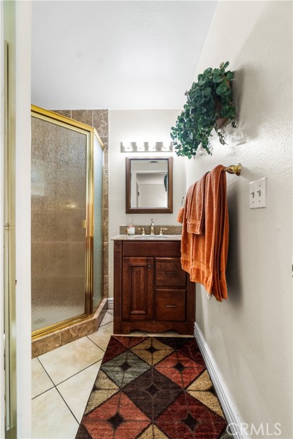 Detail Gallery Image 6 of 16 For 5950 Imperial Hwy Unit 35, South Gate,  CA 90280 - 3 Beds | 3 Baths