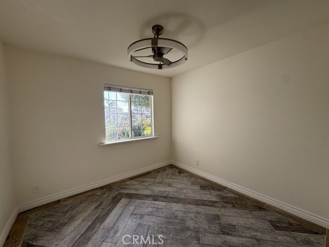 Detail Gallery Image 9 of 10 For 5501 Stardust, Huntington Beach,  CA 92647 - 3 Beds | 2 Baths