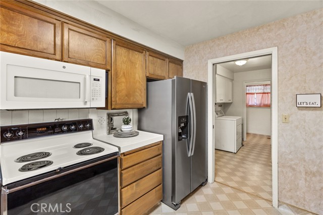 7 Pinecrest Circle, Chico CA: https://media.crmls.org/medias/894f0f10-7dce-4b06-9f57-a9c6a252c848.jpg