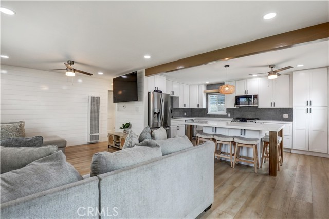 Detail Gallery Image 12 of 38 For 33288 Landerville, Lake Elsinore,  CA 92530 - 2 Beds | 1 Baths