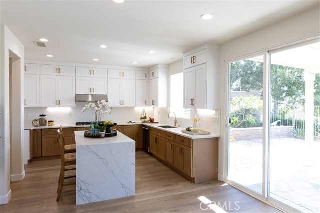 14055 Santa Barbara Street, La Mirada CA: https://media.crmls.org/medias/894f91d3-3478-4f4b-9534-ad4d4b0f27b7.jpg