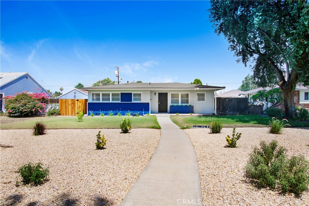 7515 Magnolia Avenue