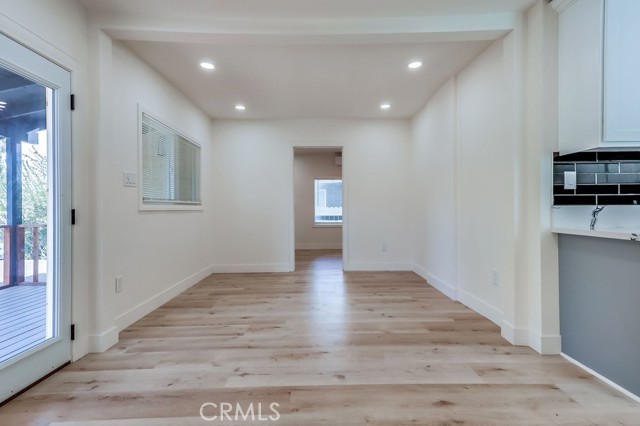 Detail Gallery Image 6 of 15 For 2834 Delevan, Los Angeles,  CA 90065 - 2 Beds | 1 Baths