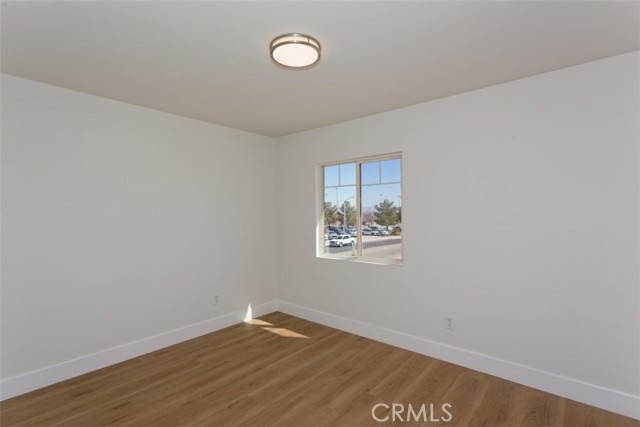 Detail Gallery Image 19 of 38 For 12596 Glen Canyon, Victorville,  CA 92395 - 5 Beds | 3 Baths