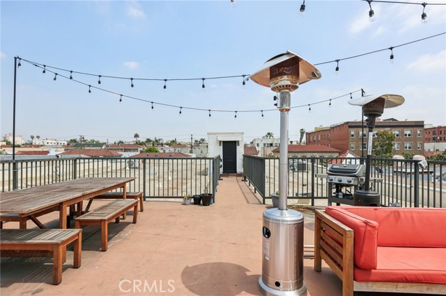 Detail Gallery Image 6 of 32 For 211 S Berendo St #7,  Los Angeles,  CA 90004 - 1 Beds | 1 Baths