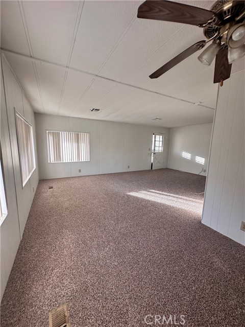 Detail Gallery Image 11 of 32 For 45055 E Florida Ave #84,  Hemet,  CA 92544 - 2 Beds | 2 Baths