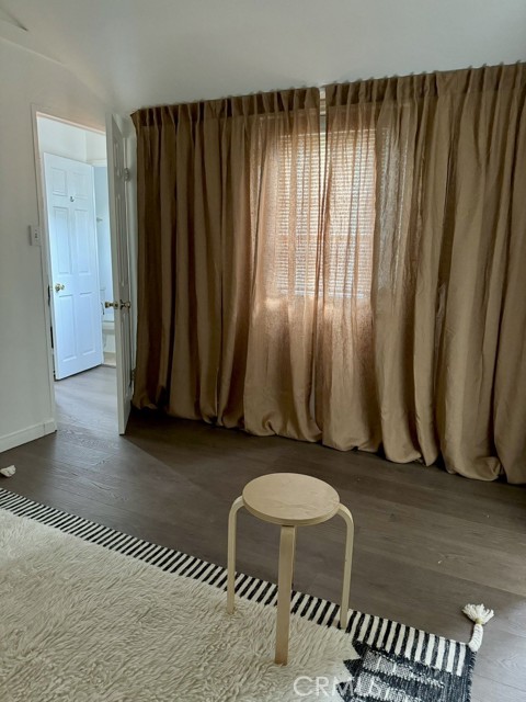 Detail Gallery Image 12 of 12 For 2409 Hyperion Ave, Los Angeles,  CA 90027 - 1 Beds | 1 Baths