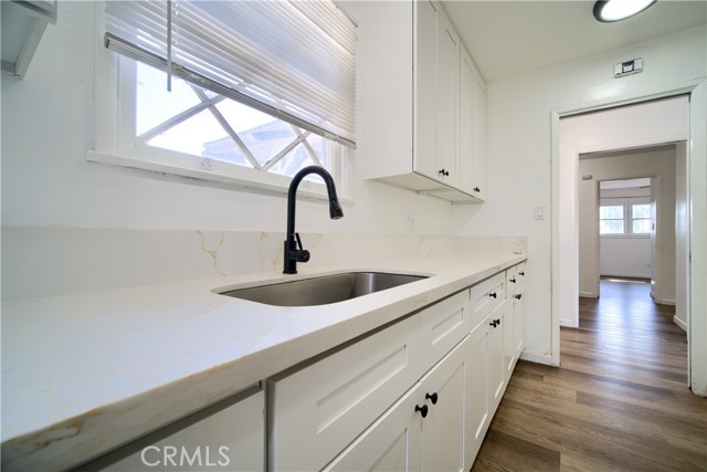 6083 Merito Avenue, San Bernardino CA: https://media.crmls.org/medias/89533410-5891-409b-9422-ef57941a6401.jpg