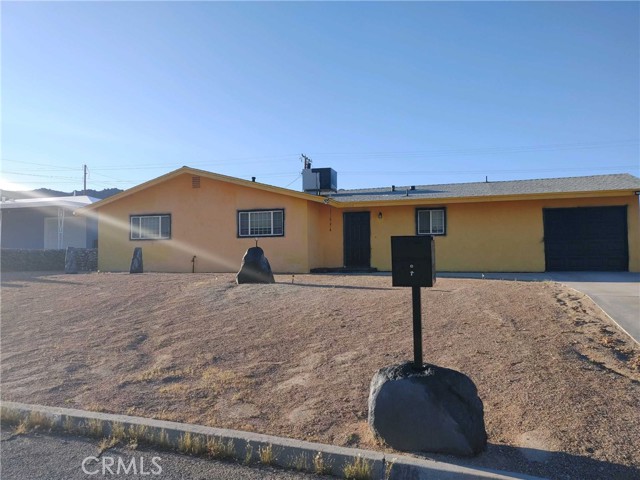 Detail Gallery Image 1 of 27 For 12118 Lakeview Dr, Trona,  CA 93562 - 3 Beds | 2 Baths