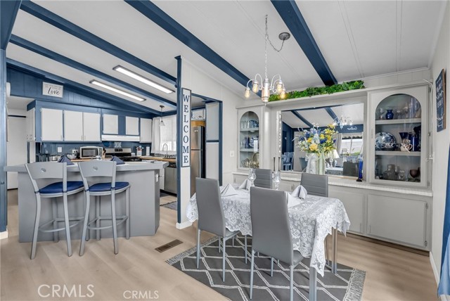 Front Image Thumbnail for CRIG26101562