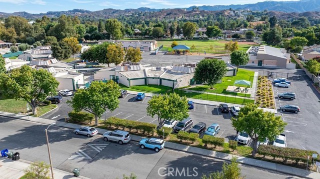 Detail Gallery Image 32 of 32 For 25156 Avenida Rondel, Valencia,  CA 91355 - 4 Beds | 3 Baths